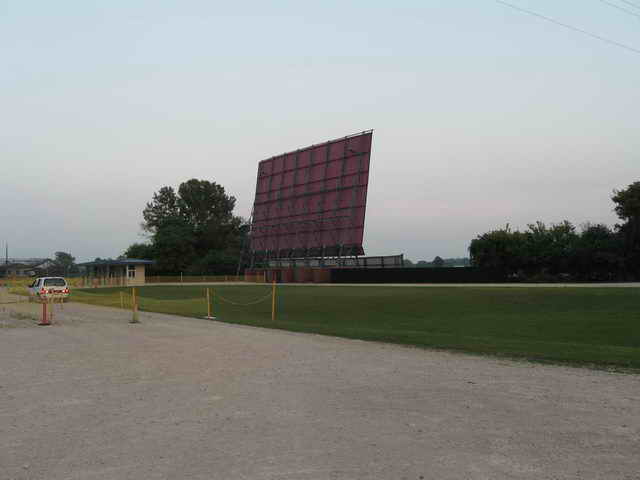 Sundance Kid Drive-In - 2010 Photo (newer photo)